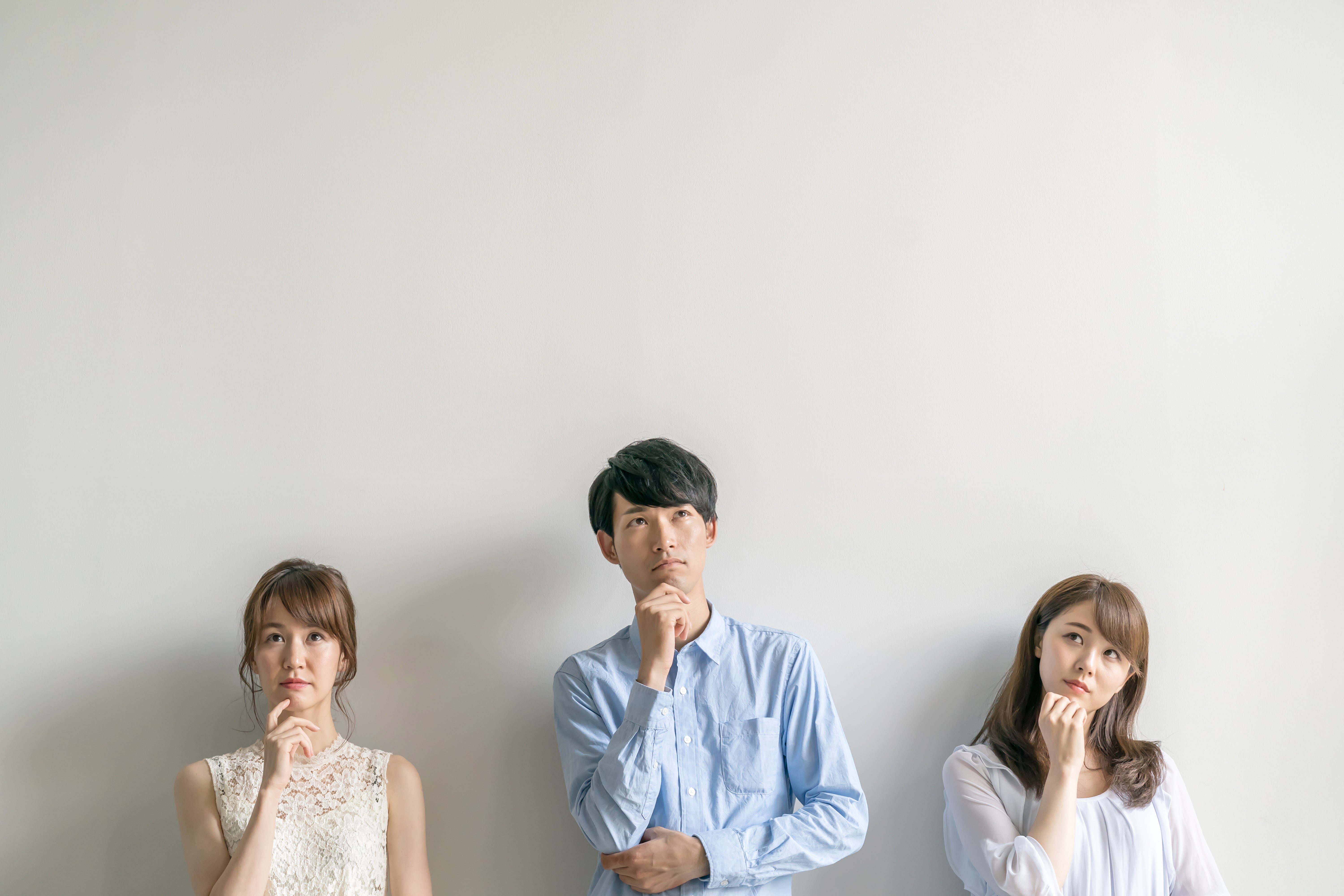 考えすぎるクセを手放す方法